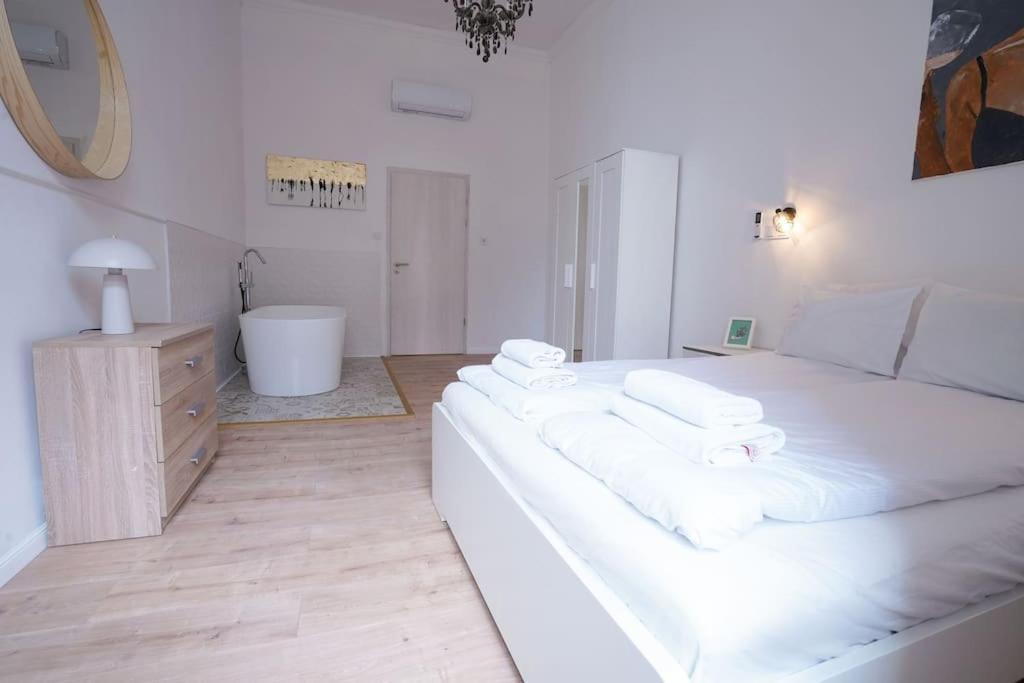 Venus Apartments - Klauzal Ter I Budapest Esterno foto