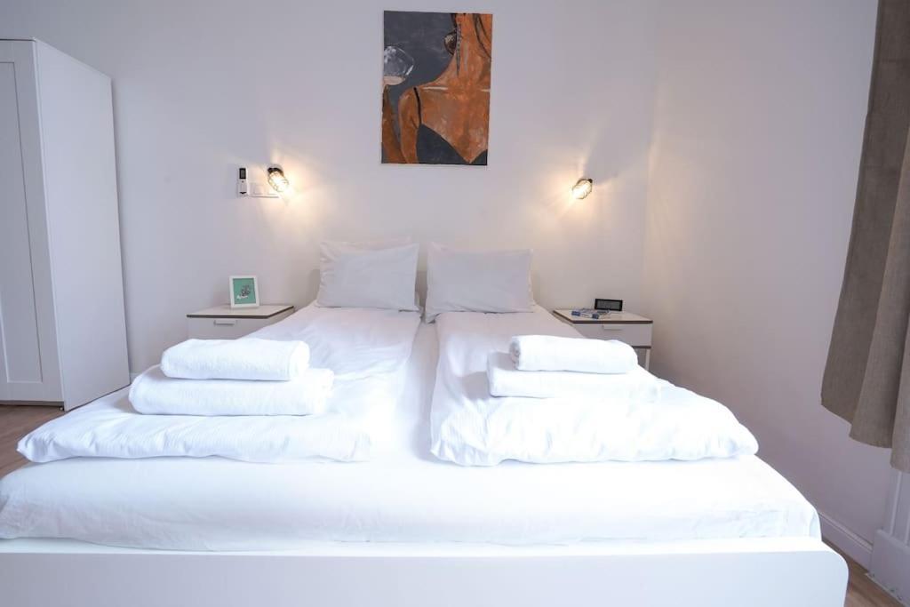 Venus Apartments - Klauzal Ter I Budapest Esterno foto